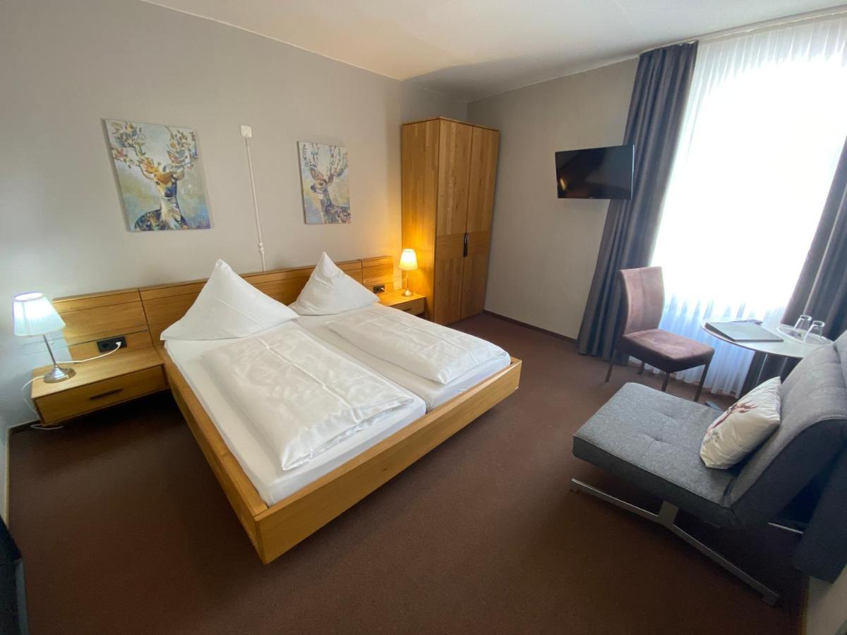 Weingutshotel Piesporter Goldtroepfchen エクステリア 写真